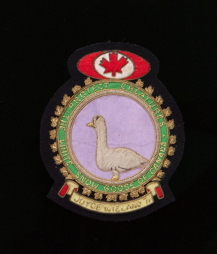 JOYCE WIELAND "WHITE SNOW GOOSE" EMBROIDERED CREST, 1971