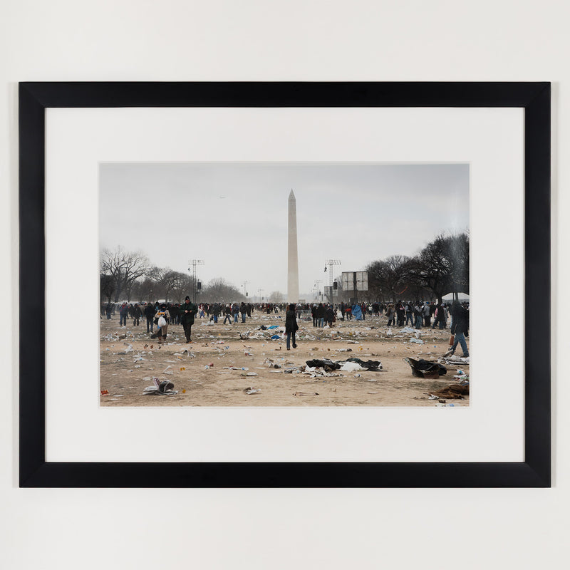 catherine opie 30 minutes after inauguration documentary photography january 20 2009 barack obama inauguration presidency 44th president of the united states collectivism patriotism aftermath the mall in washington, dc the washington monument crowds aftermath national event american history usa