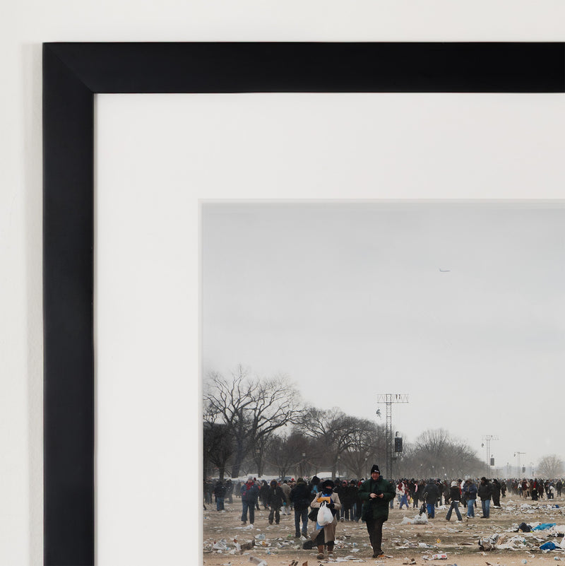 catherine opie 30 minutes after inauguration documentary photography january 20 2009 barack obama inauguration presidency 44th president of the united states collectivism patriotism aftermath the mall in washington, dc the washington monument crowds aftermath national event american history usa