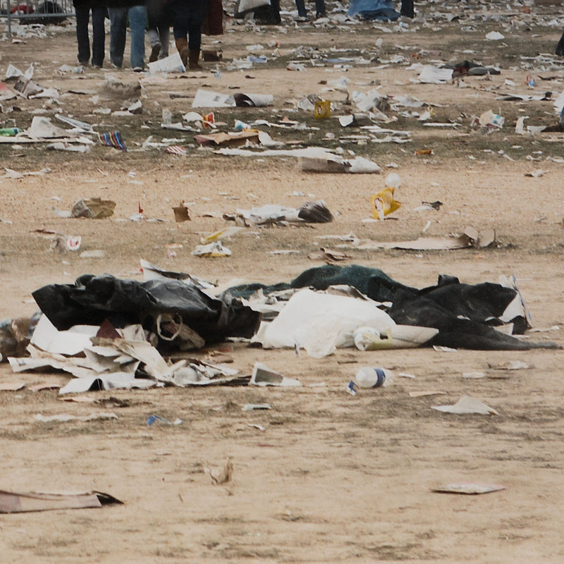 catherine opie 30 minutes after inauguration documentary photography january 20 2009 barack obama inauguration presidency 44th president of the united states collectivism patriotism aftermath the mall in washington, dc the washington monument crowds aftermath national event american history usa