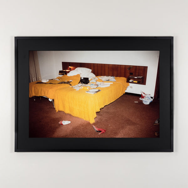 nan goldin hotel room valencia spain my hotel room artist photographer photography iconic woman artist women artists cibachrome portraiture portrait interior 1980s 1987