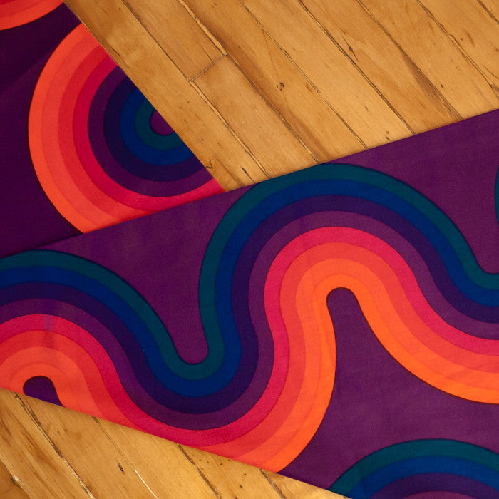 Verner Panton Curve fabric Mira X Caviar20