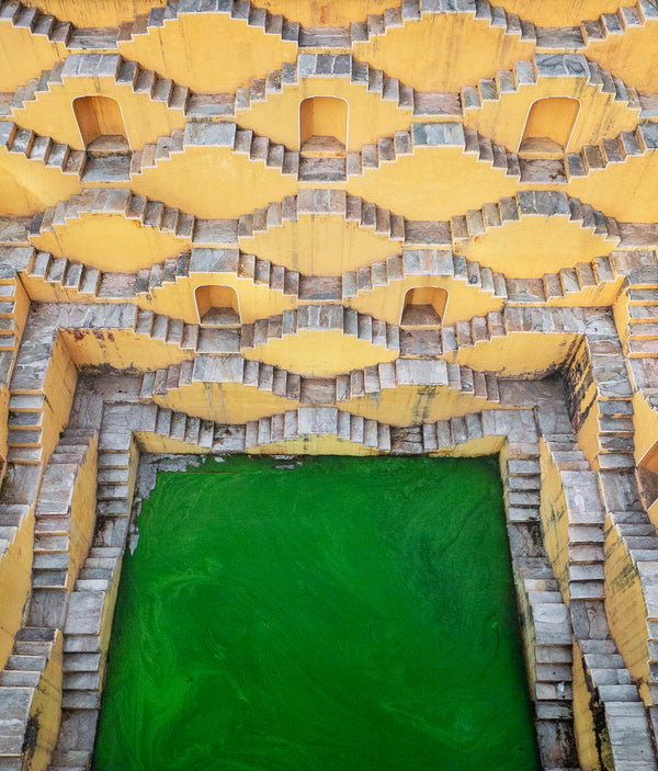 Edward Burtynsky, Stepwell #2, Digital Chromogenic color print, 2010, Caviar20