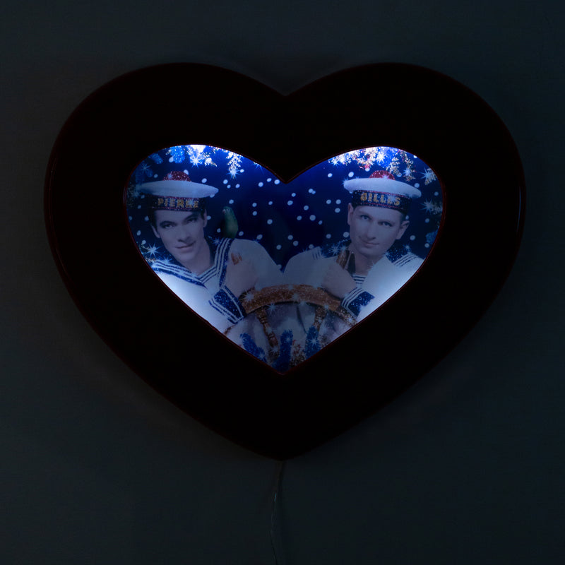 Pierre & Gilles, Autoportrait dans un coeur, mirror, photo, PVC, electrical connector, 2005, Caviar20