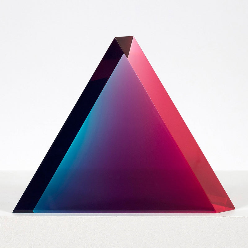 Vasa Mihich triangle acrylic aqua berry Caviar20