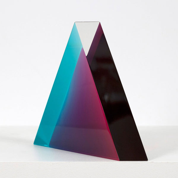 Vasa Mihich triangle acrylic aqua berry Caviar20