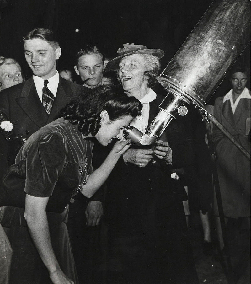 Weegee A Trip to Mars Times Square New York 1943 Caviar20