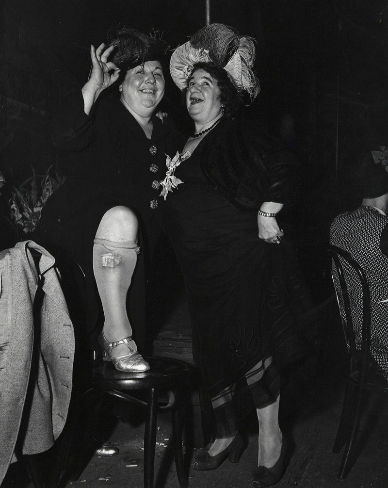Weegee photography Caviar20 bowery entertainers 1950