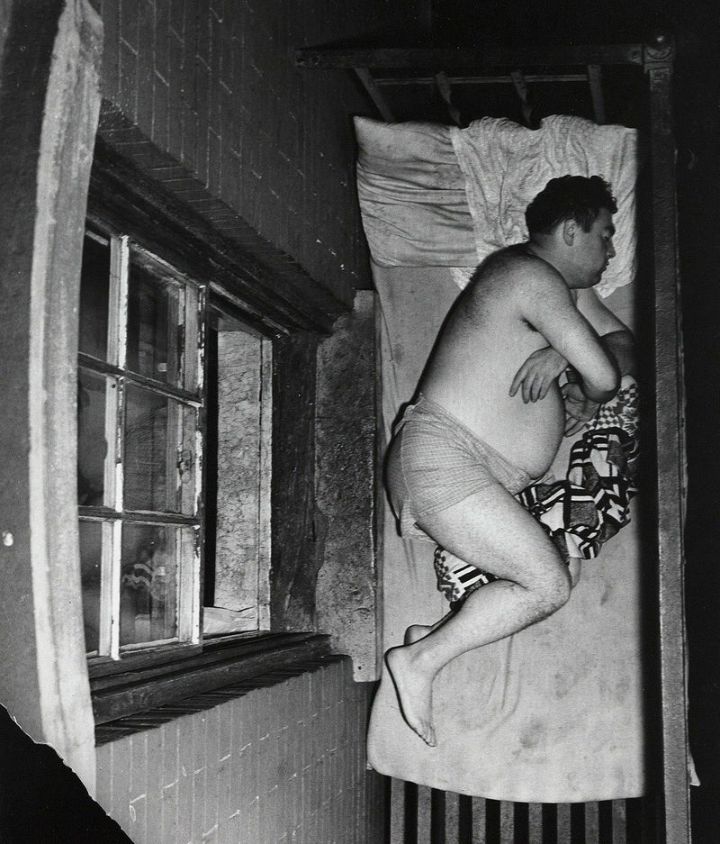 Weegee photography Caviar20 tenement sleeping 1950