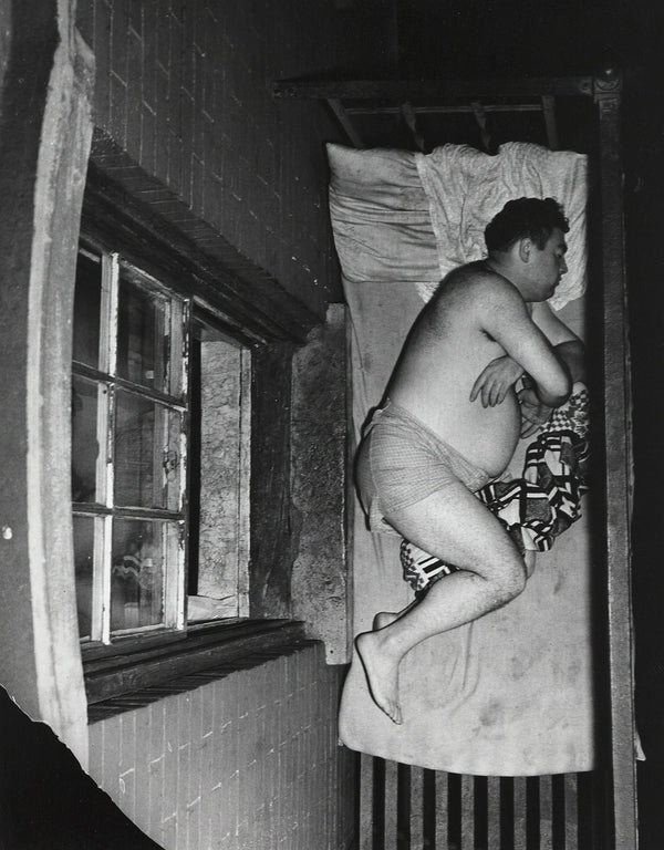 Weegee photography Caviar20 tenement sleeping 1950