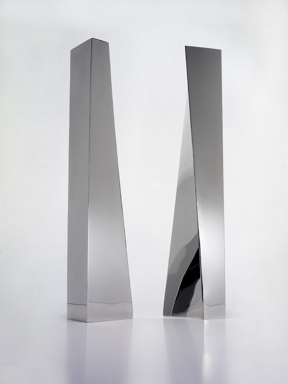 ZAHA HADID "CREVASSE" VASE BY ALLESSI, 2005